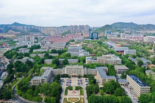 Dalian University of Technology photo 7