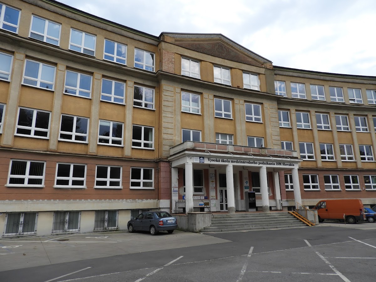College of International Business ISM Slovakia in Prešov photo 1