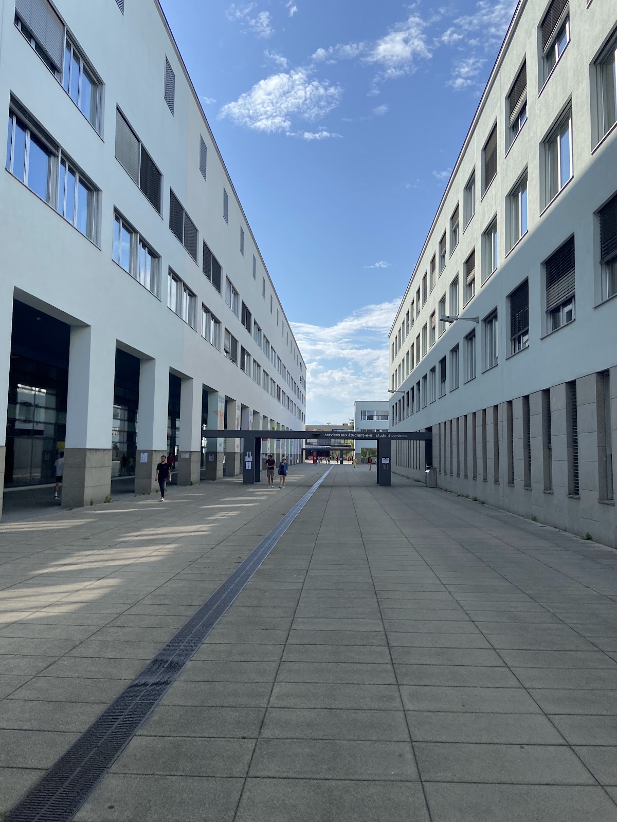 École Polytechnique Fédérale de Lausanne (EPFL) photo 8