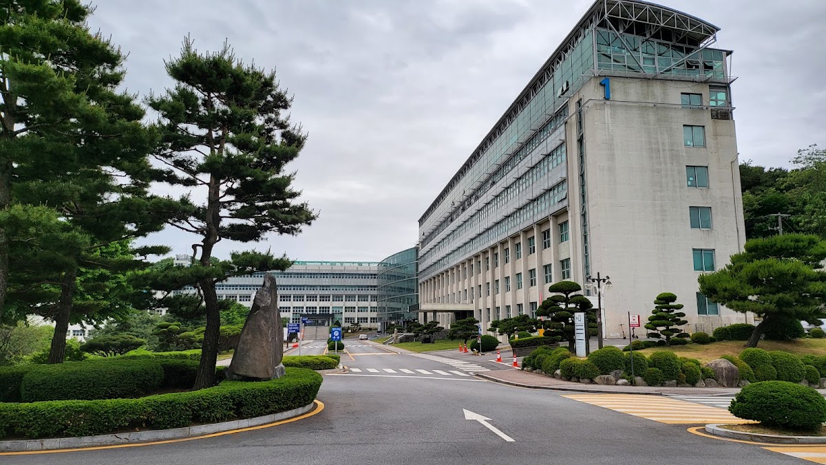 Gyeonggi University photo 1