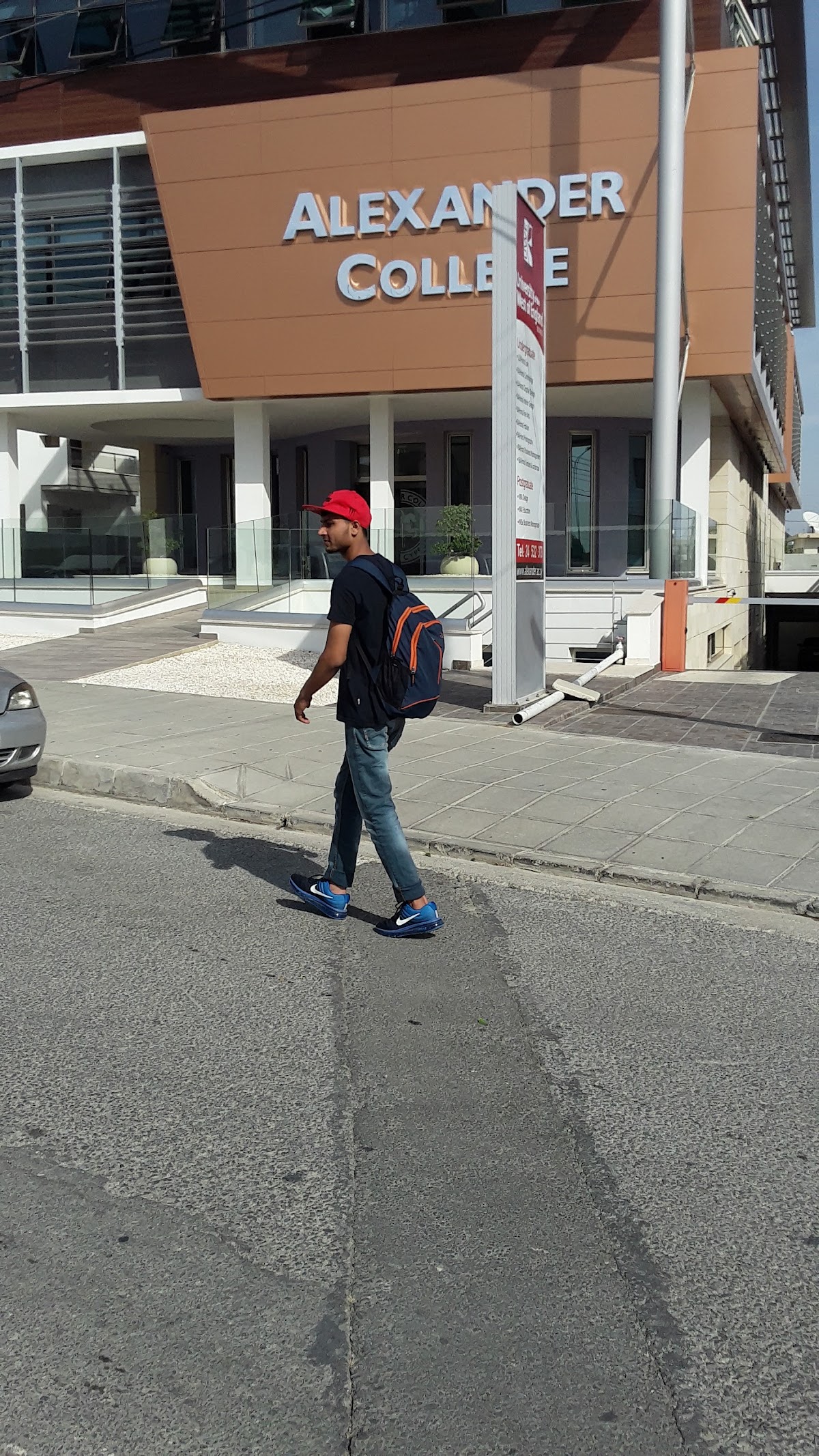 Alexander College photo 8