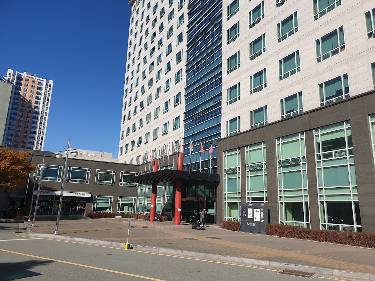 Kyungsung University photo 7