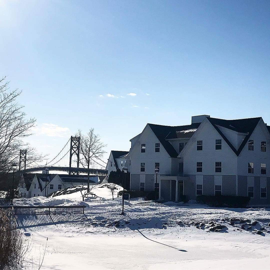 Roger Williams photo 5