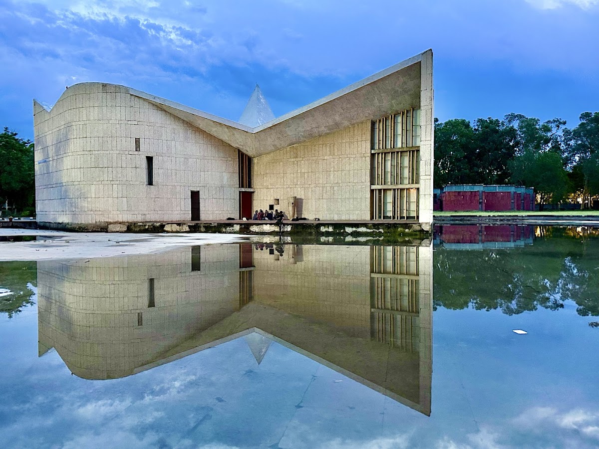 Panjab University photo 5