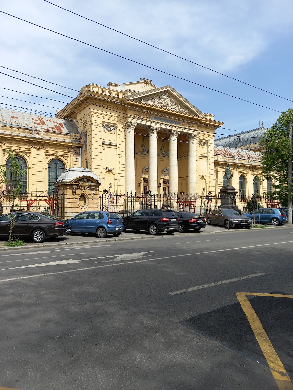 Carol Davila University of Medicine and Pharmacy photo 5