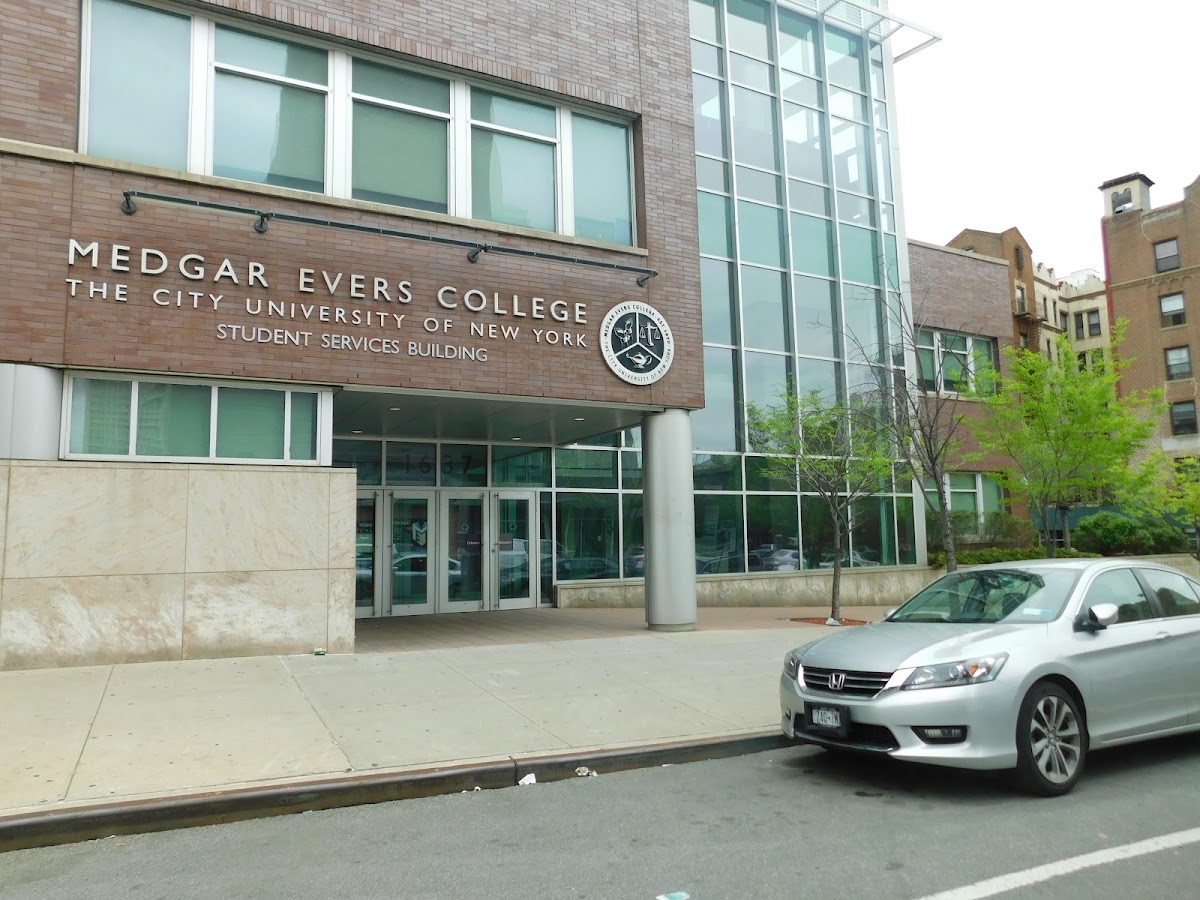 CUNY Medgar Evers photo 4