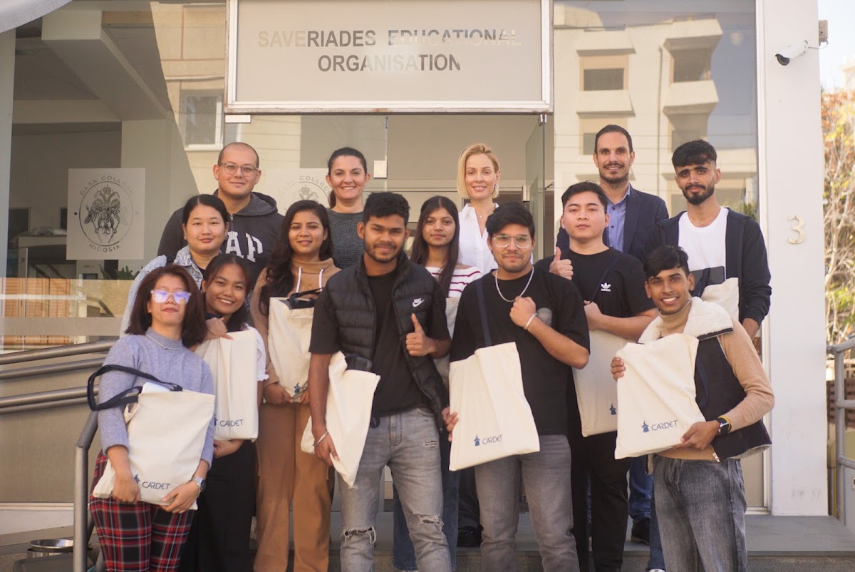 Casa College photo 1