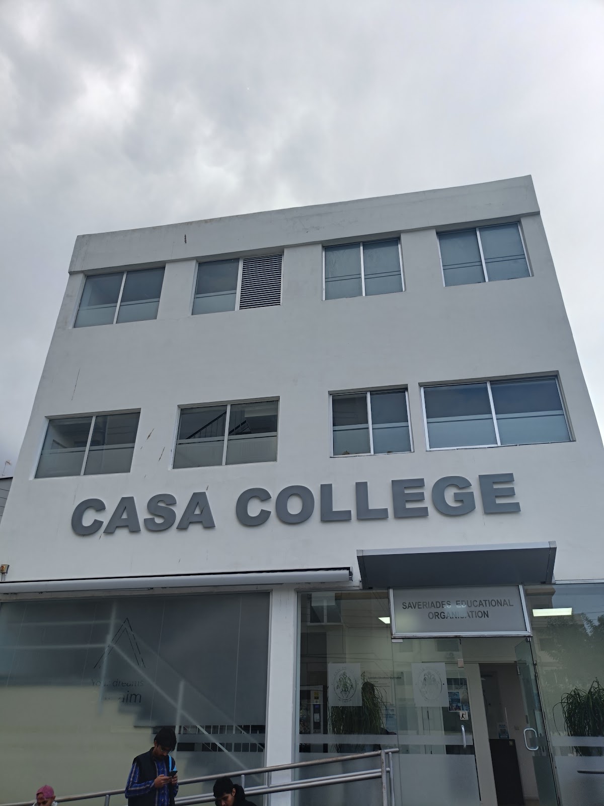 Casa College photo 2