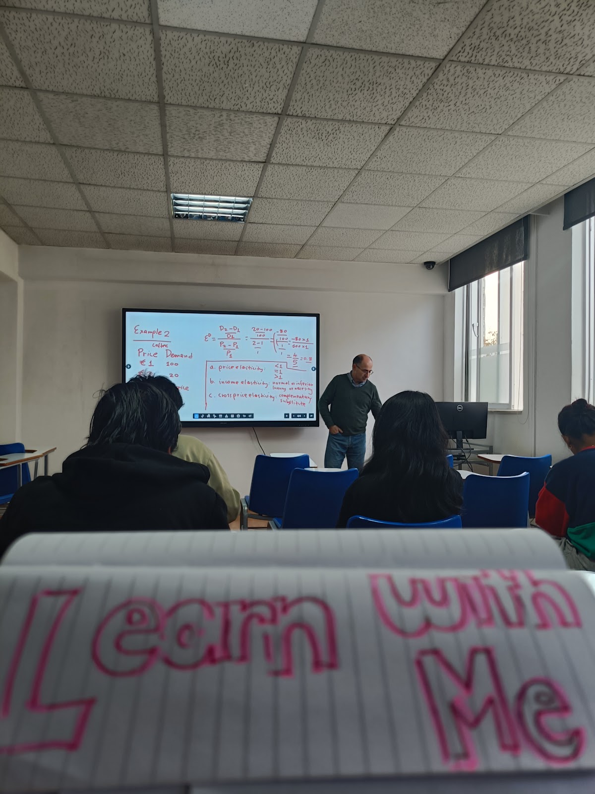 Casa College photo 3