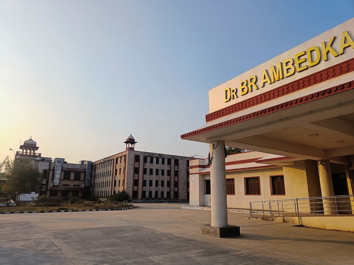 University of Rajasthan photo 3