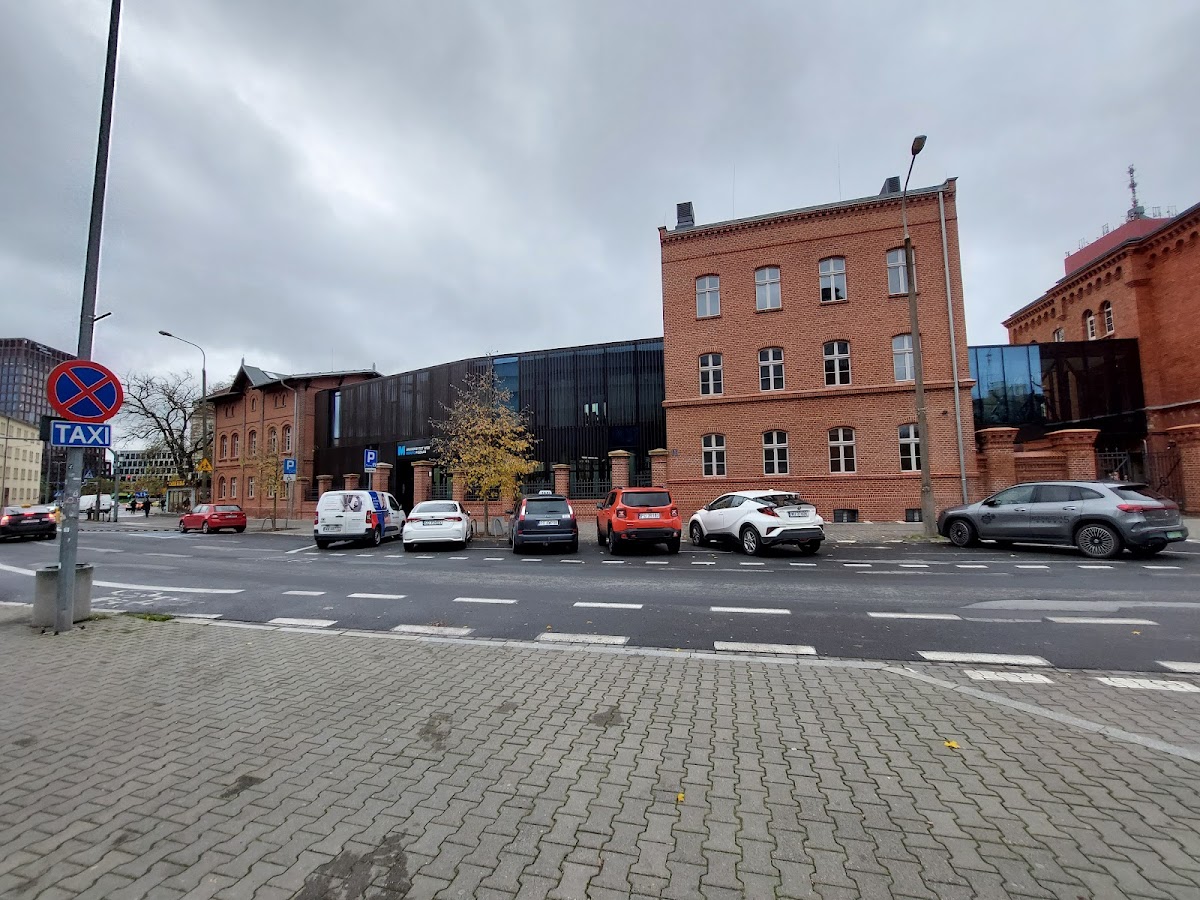 WSB University in Poznań photo 1