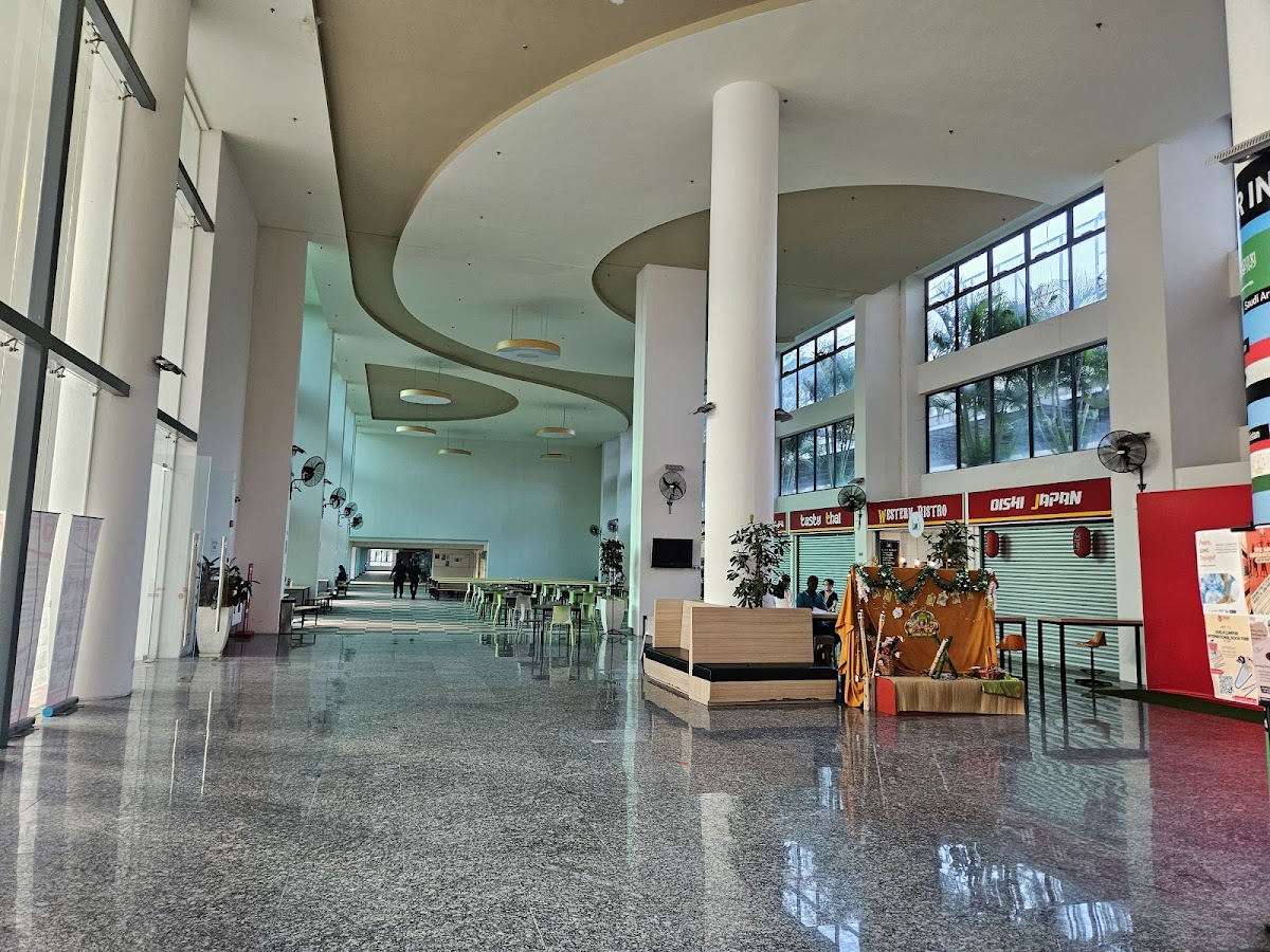 First City University College photo 5