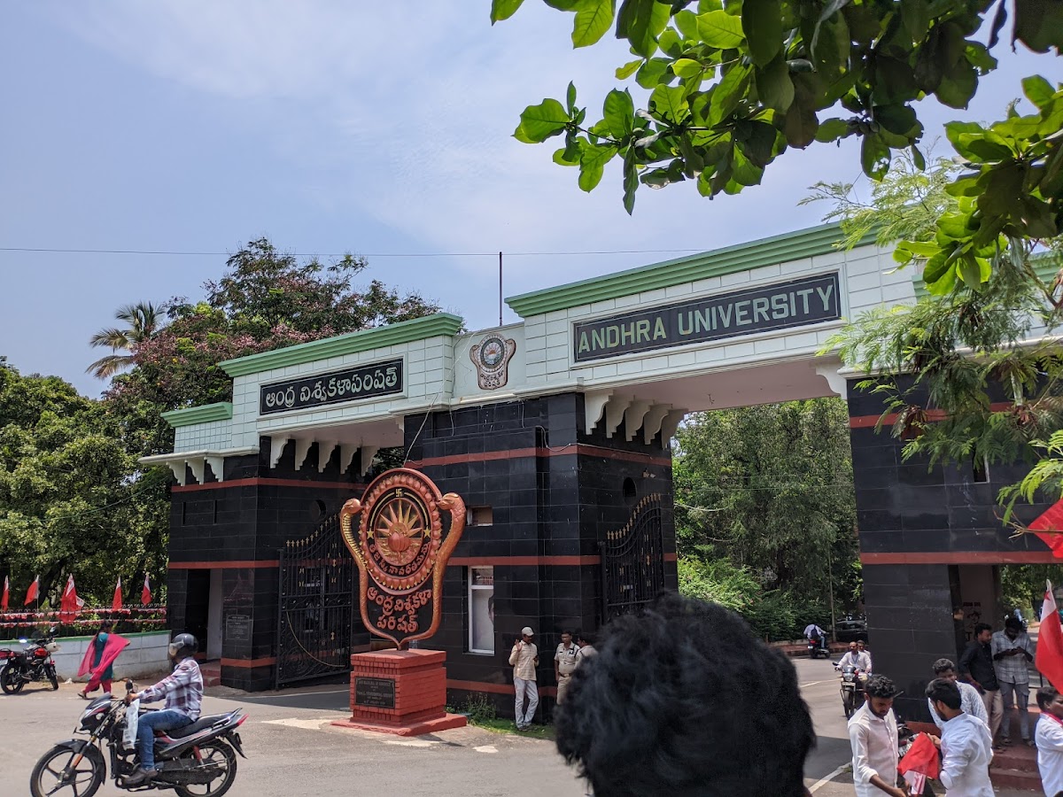 Andhra University photo 2