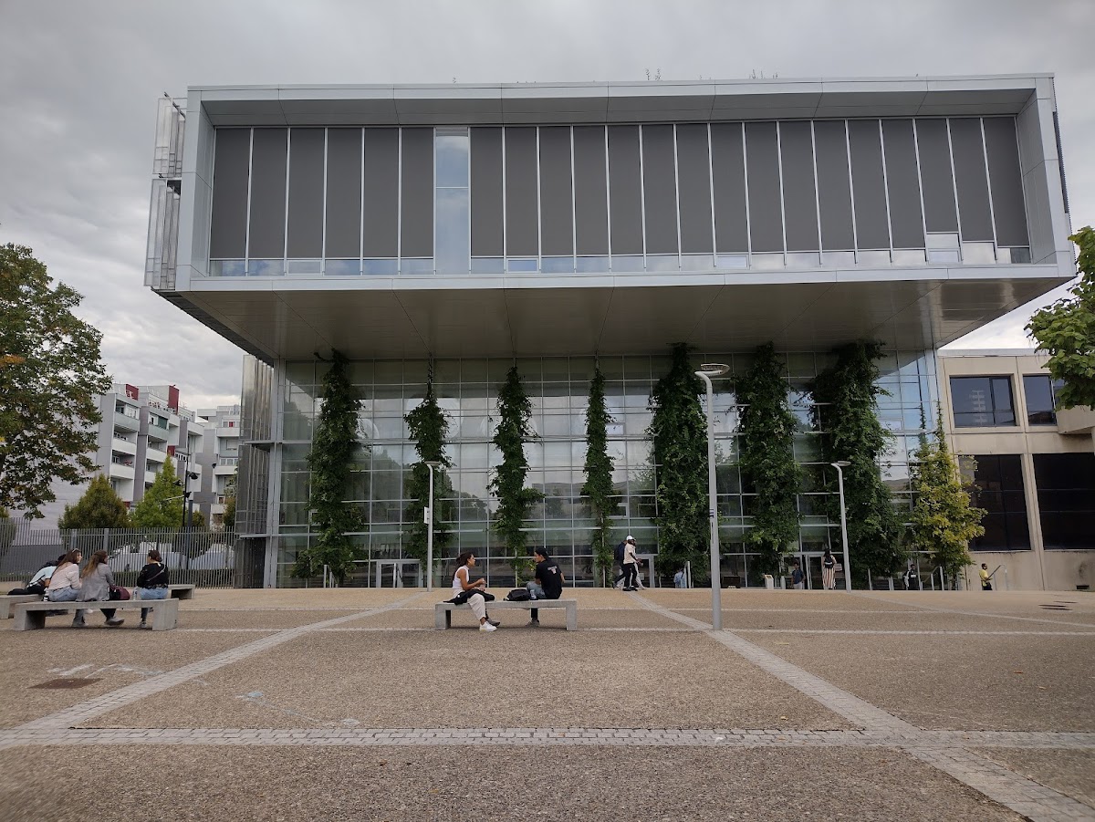 Université Sorbonne Paris Nord photo 4