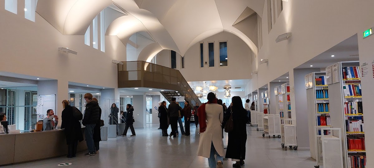 Université Paris-Panthéon-Assas photo 1