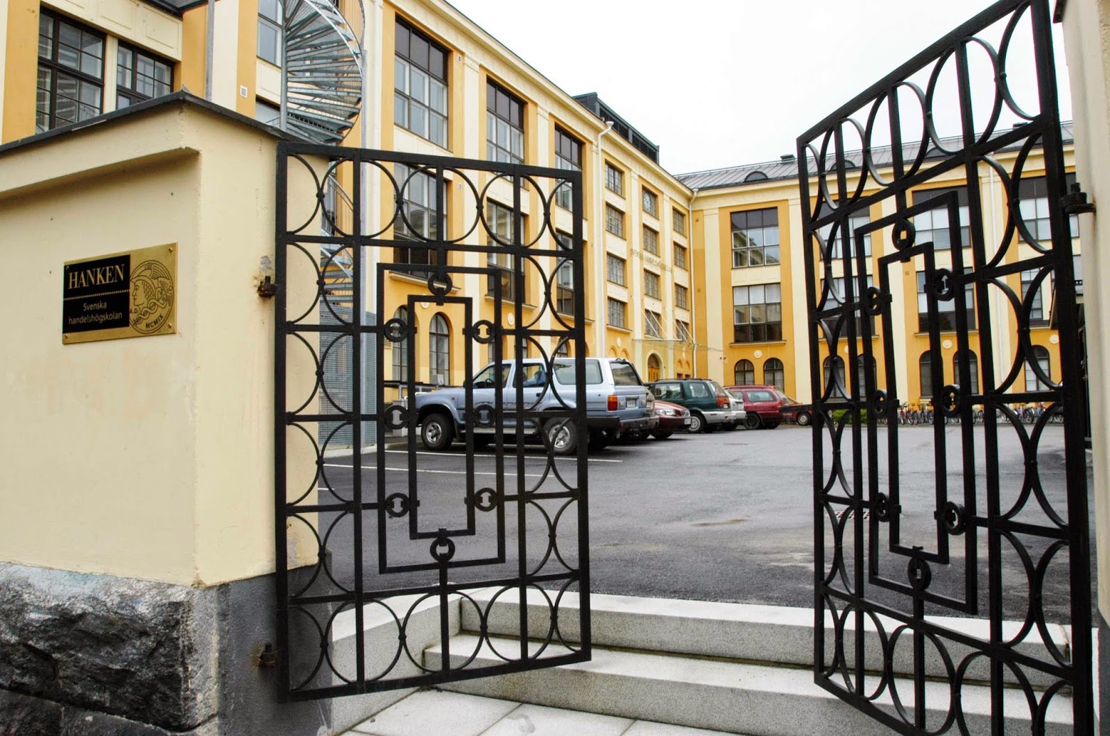 Hanken School of Economics