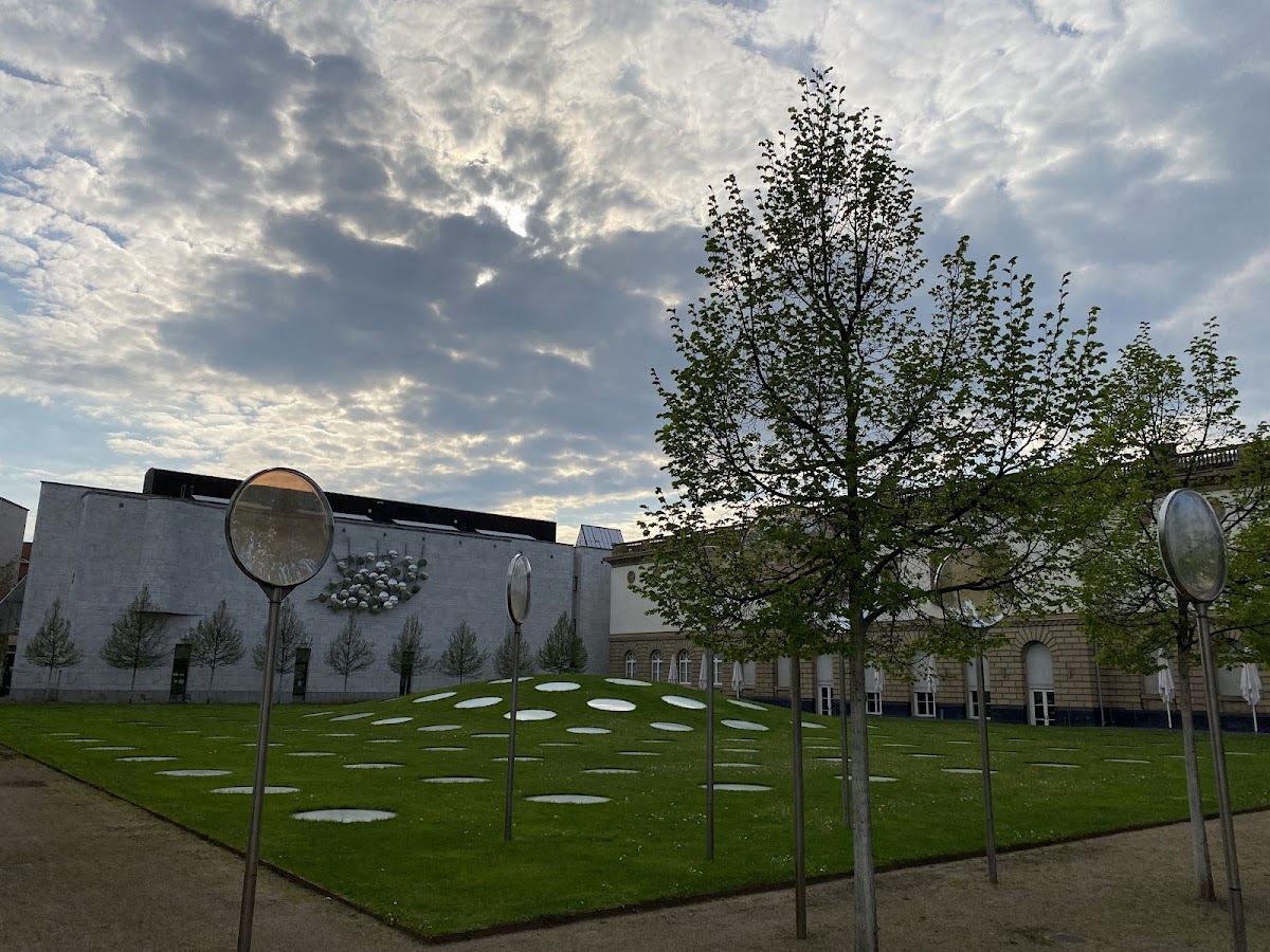 Staedel School photo 2