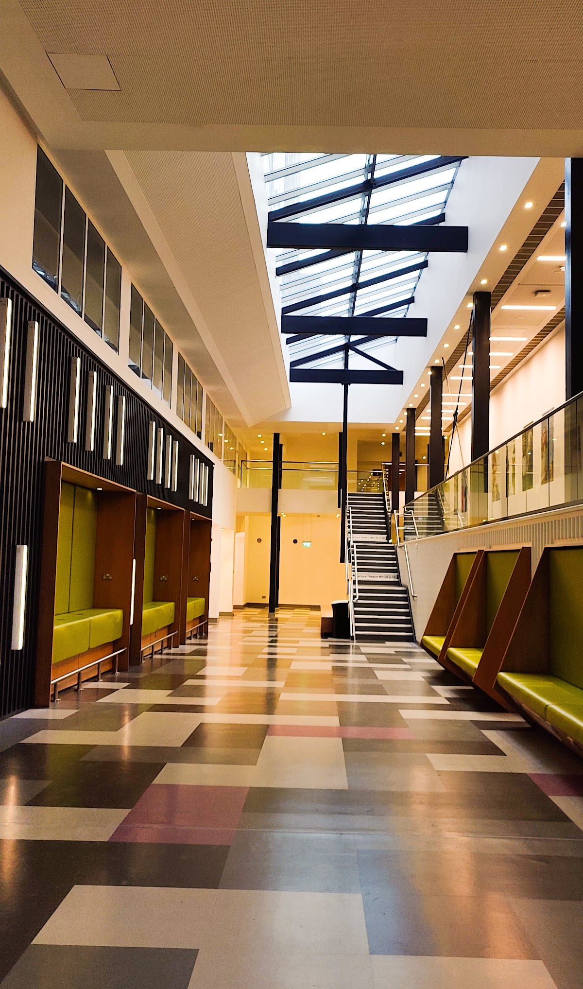 Leeds Metropolitan University photo 9