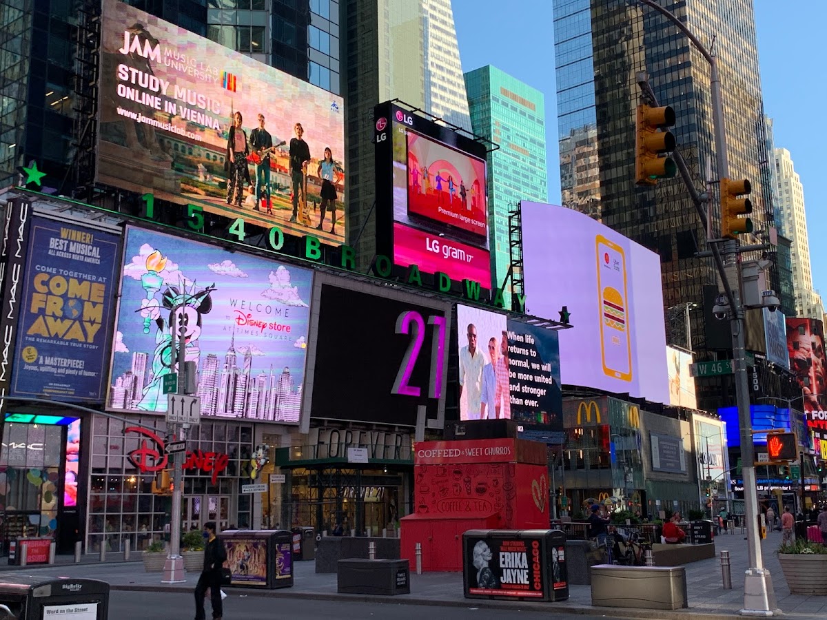 JAM MUSIC LAB University photo 7