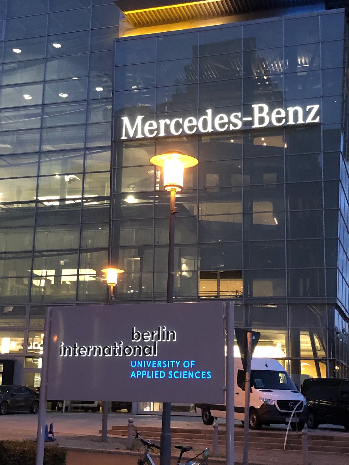 Private Hochschule Berlin photo 9