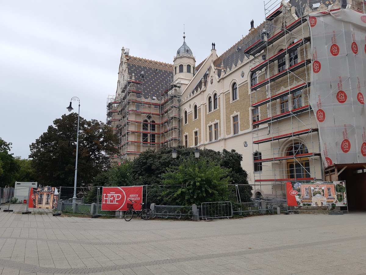 Kecskemét College photo 8