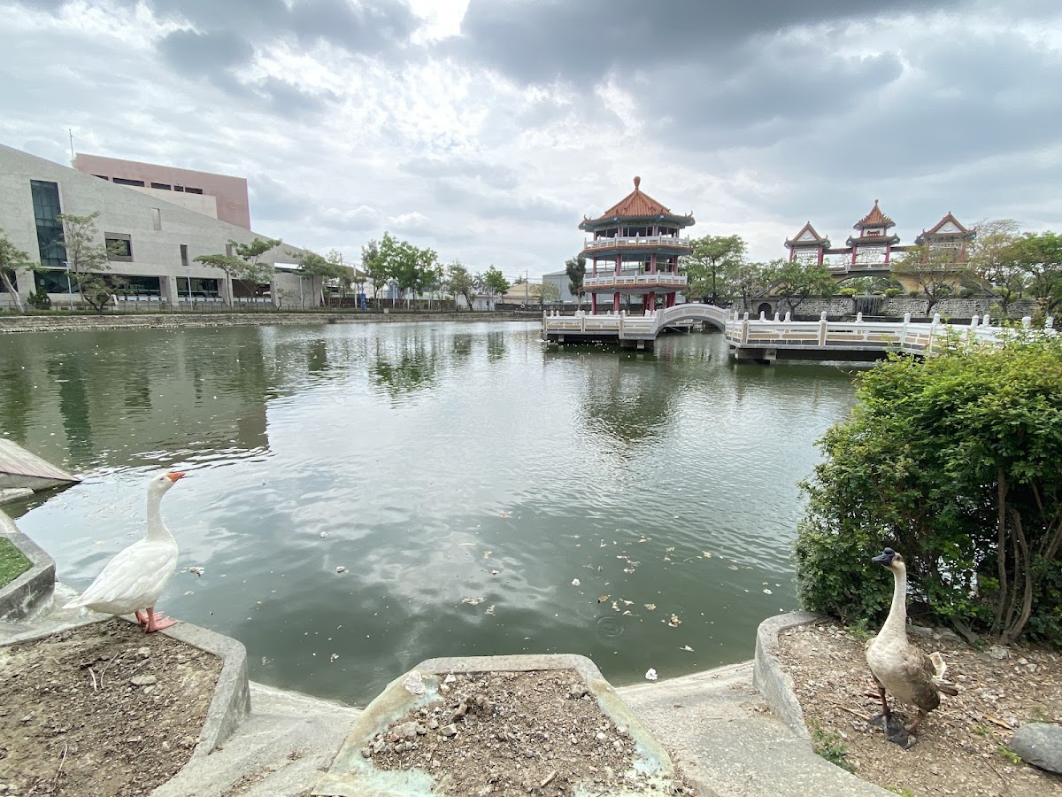 Kun Shan University photo 8