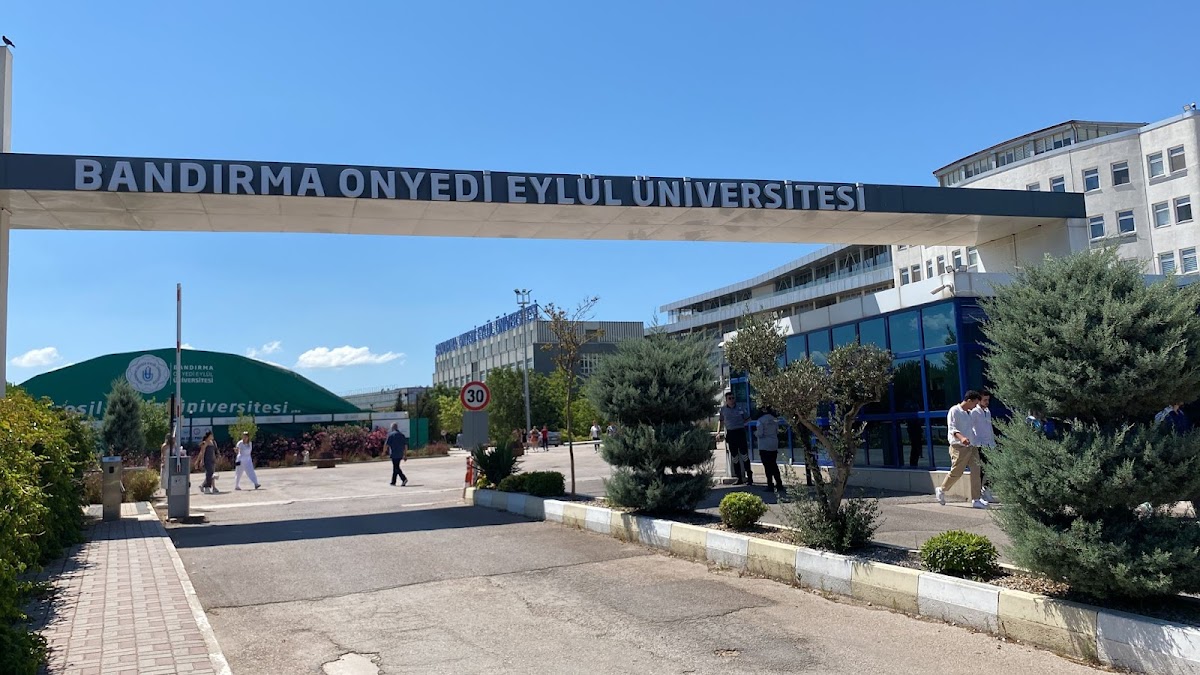 Bandırma Onyedi Eylül University photo 1