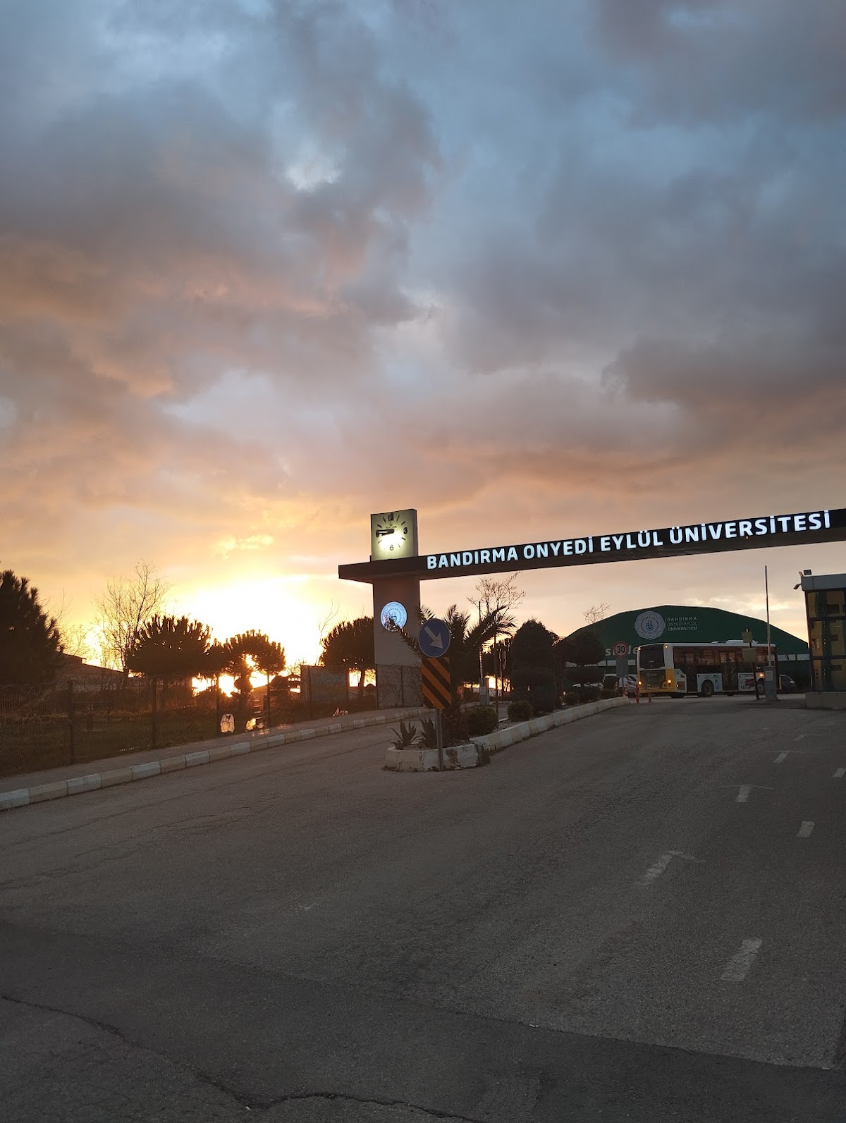 Bandırma Onyedi Eylül University photo 7