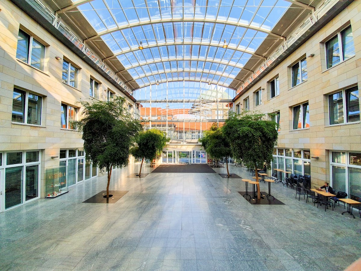 University of Hamburg photo 6