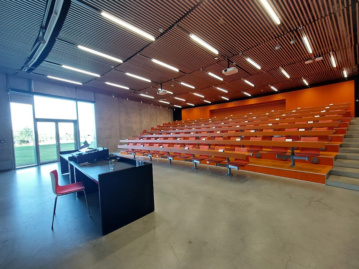 Reykjavik University photo 5