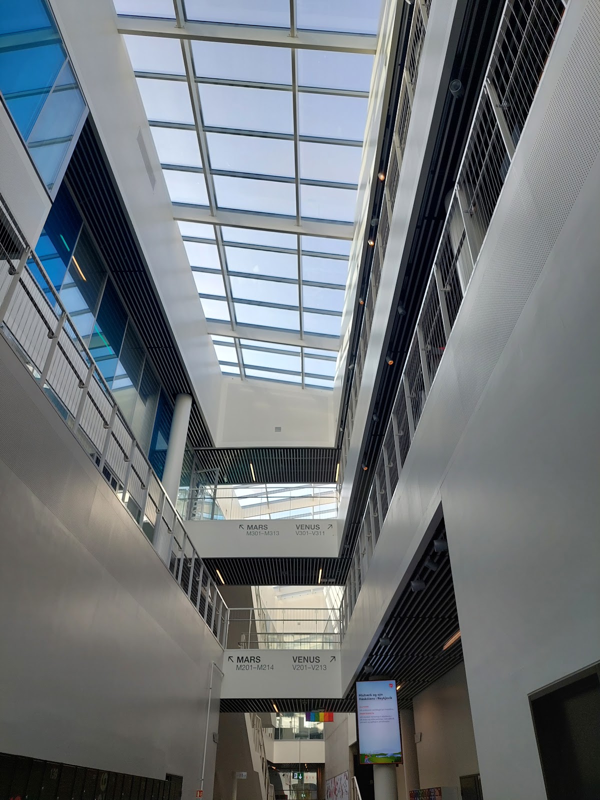 Reykjavik University photo 8