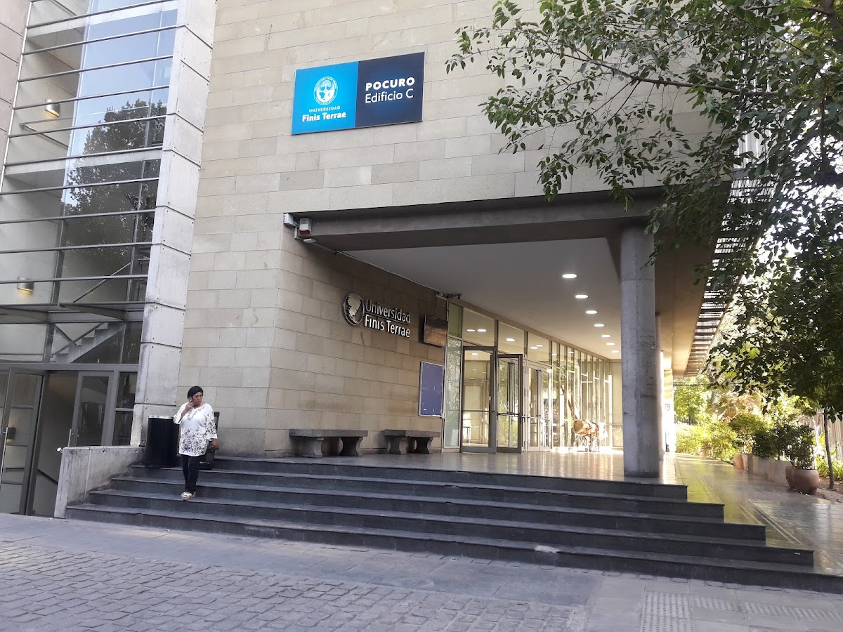 Finis Terrae University photo 2