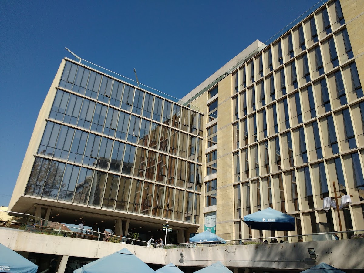 Finis Terrae University photo 5