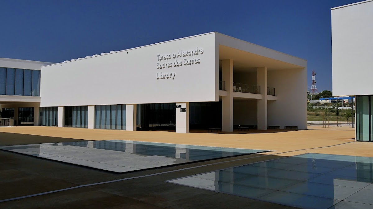 Nova School of Business & Economics photo 3