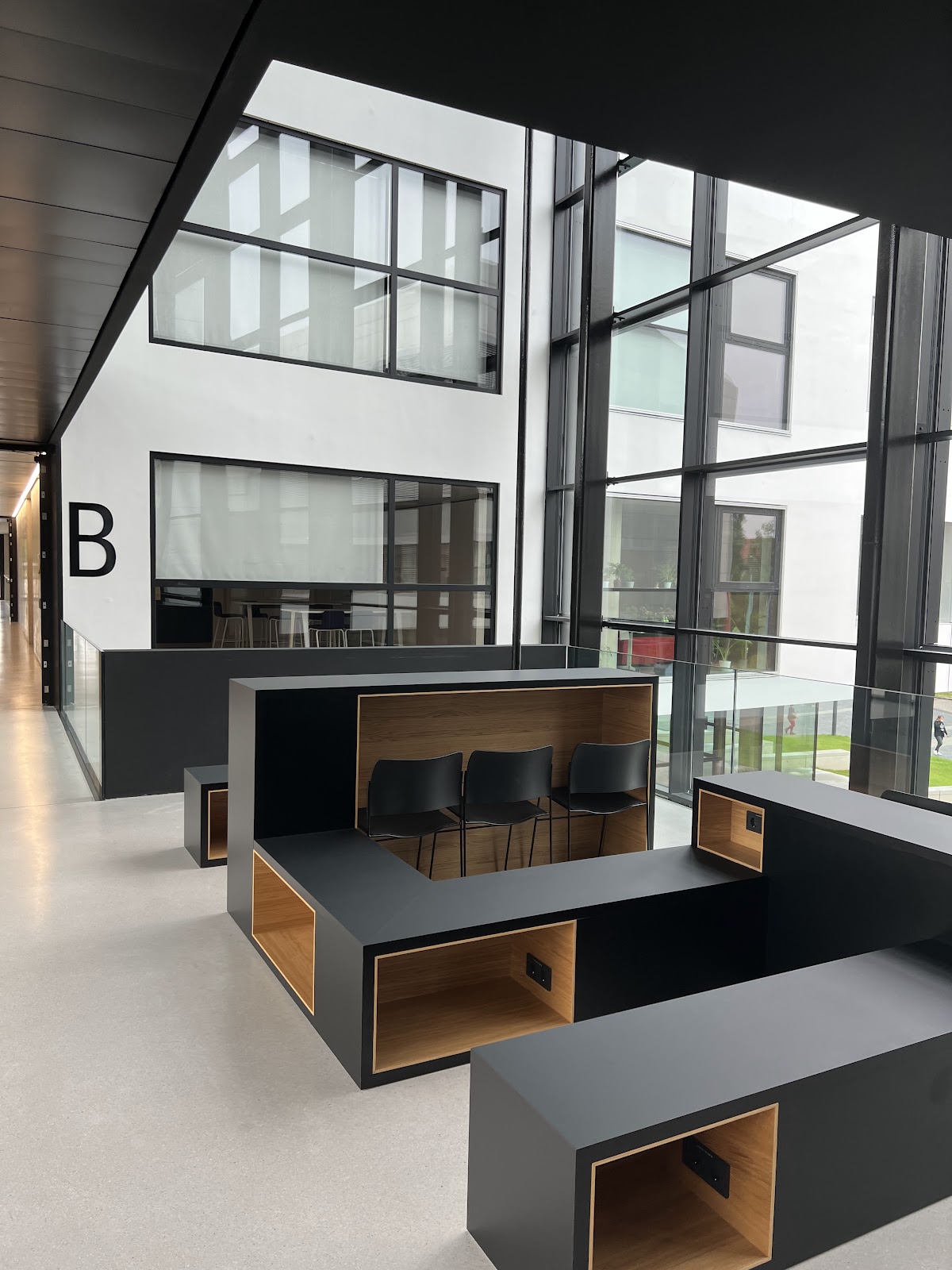 FH St. Pölten University of Applied Sciences photo 9