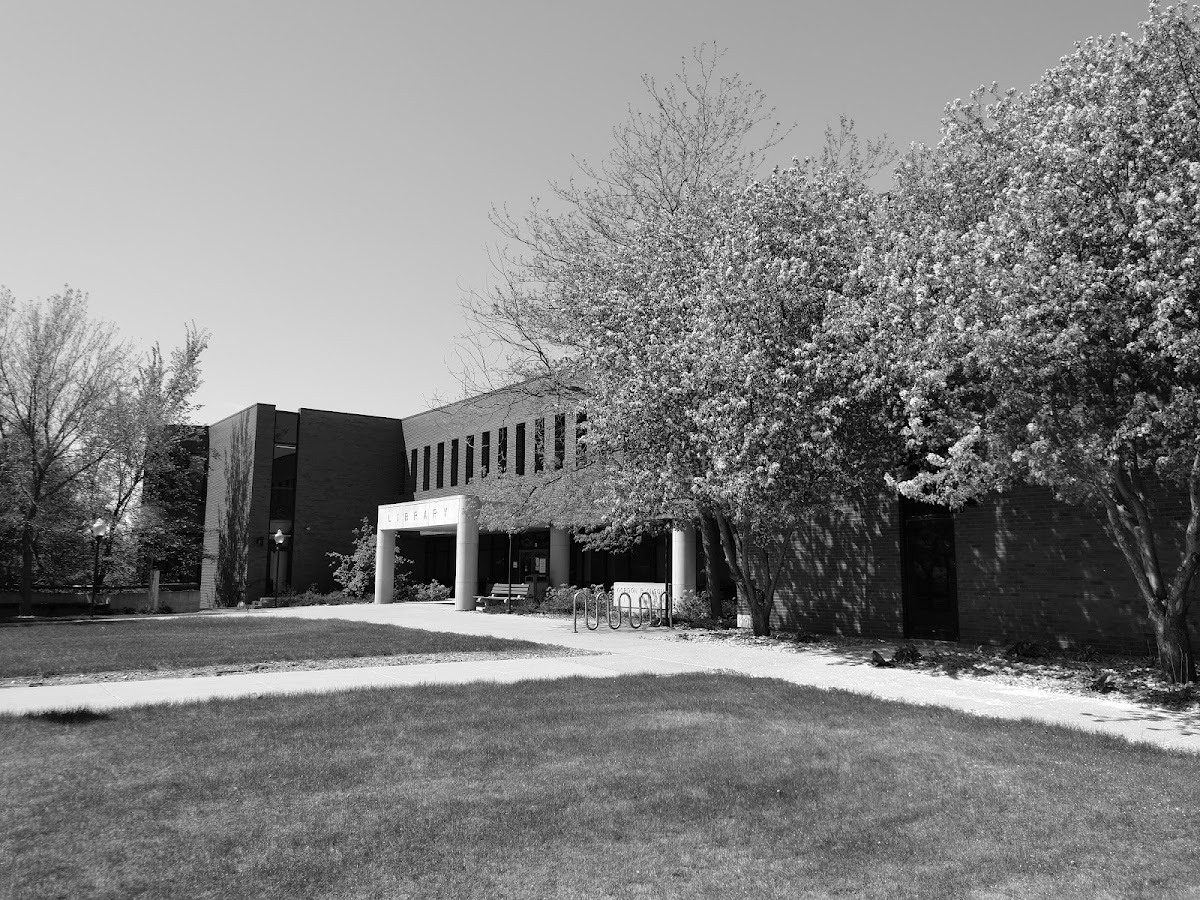 Minot State University photo 4