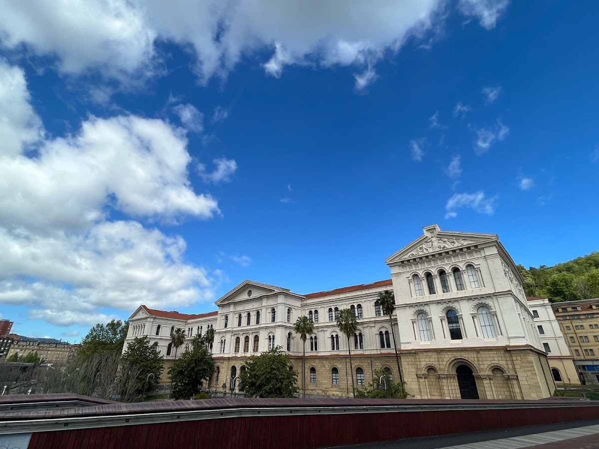 Deusto Business School photo 4