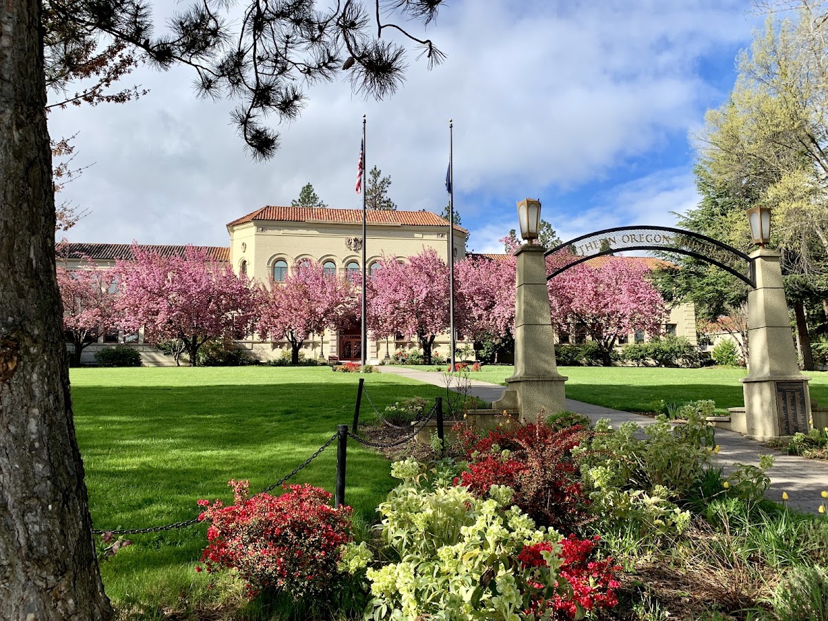 Southern Oregon University photo 6