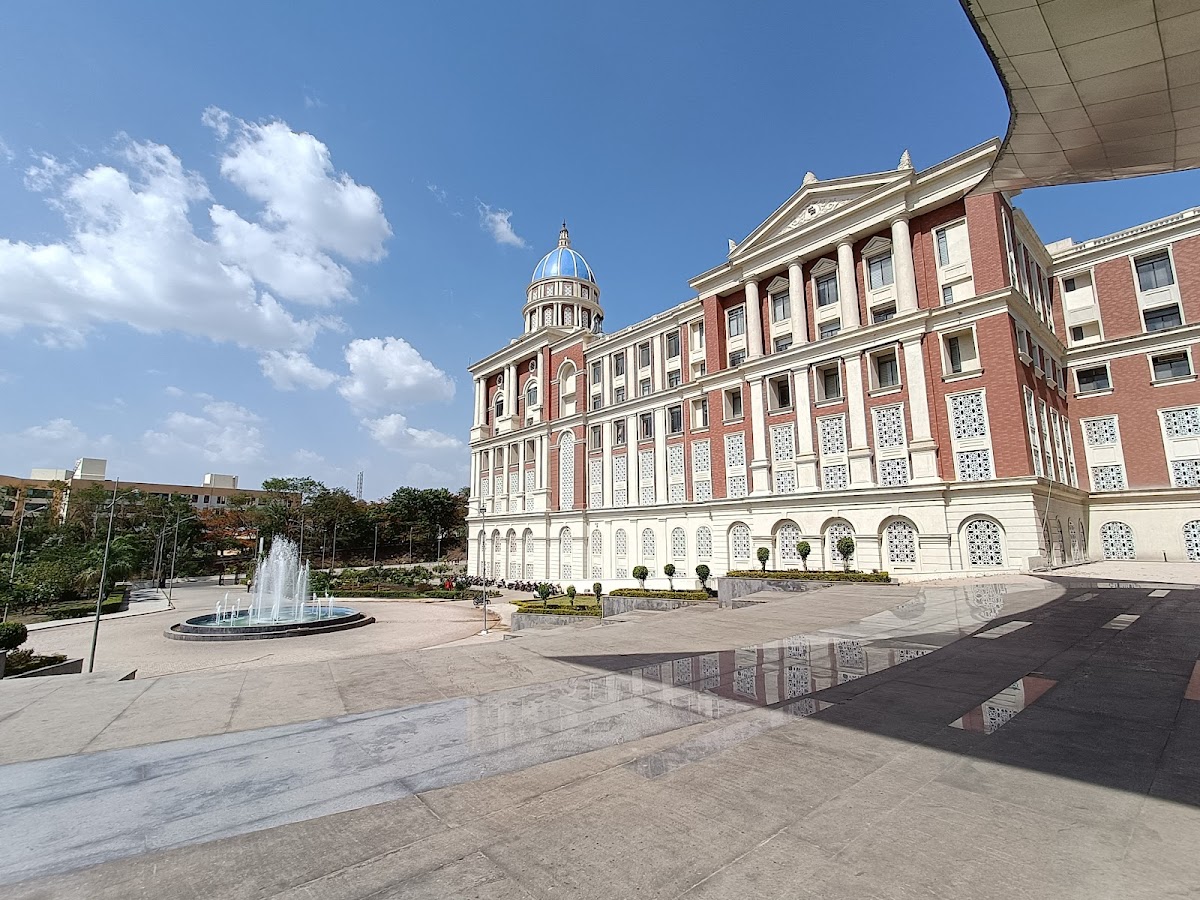 Symbiosis International University photo 4