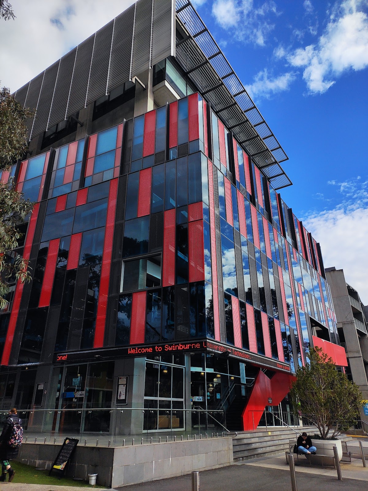 Swinburne University of Technology photo 7