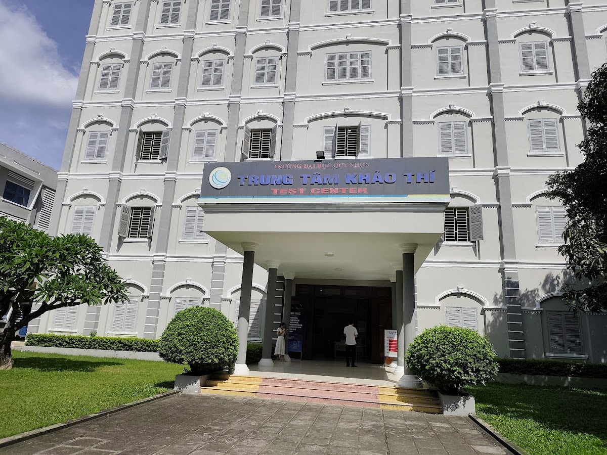Quy Nhon University photo 6