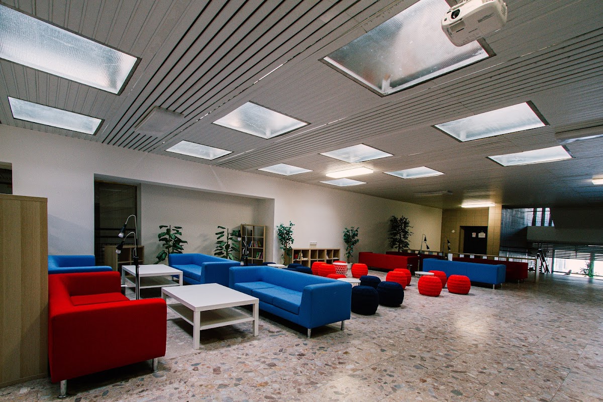 Private University of Economics in Bratislava photo 7