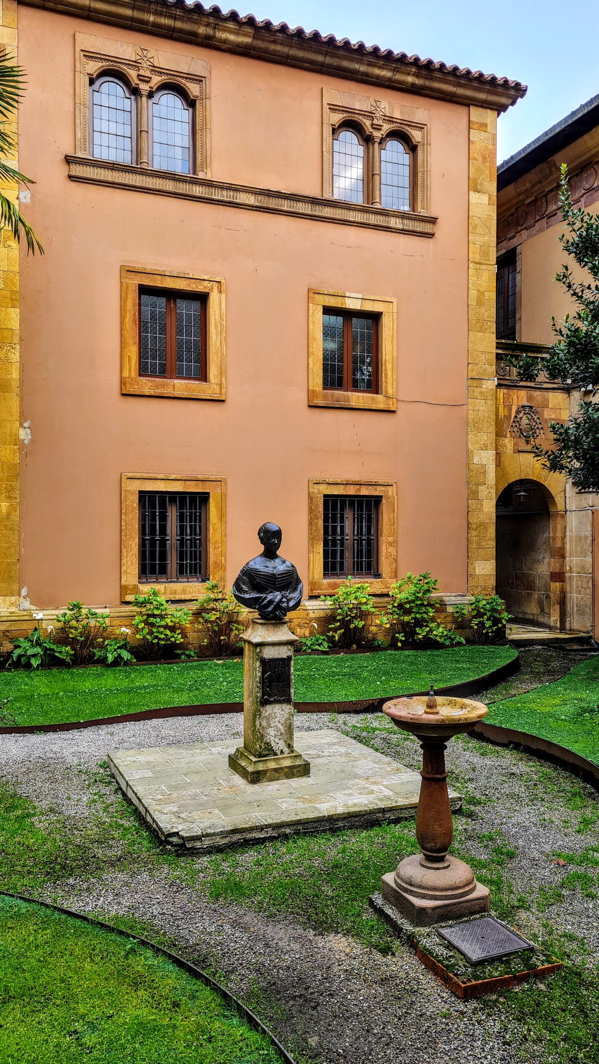 University of Oviedo photo 9
