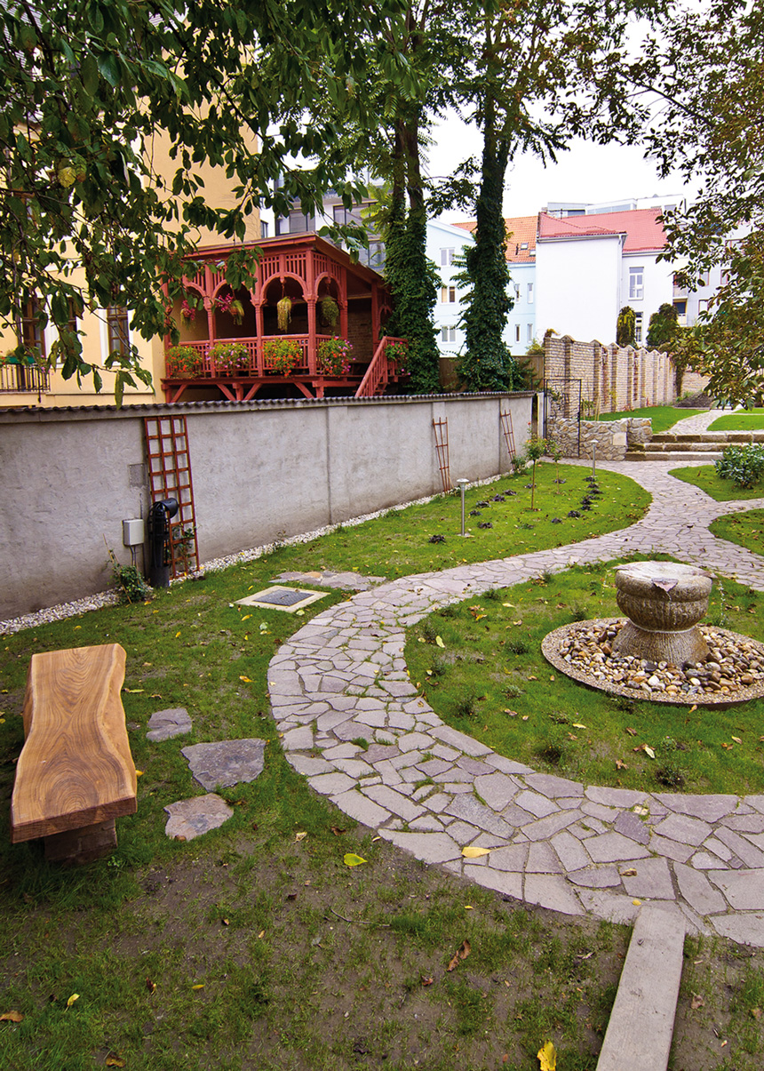 International School of Liberal Arts photo 3