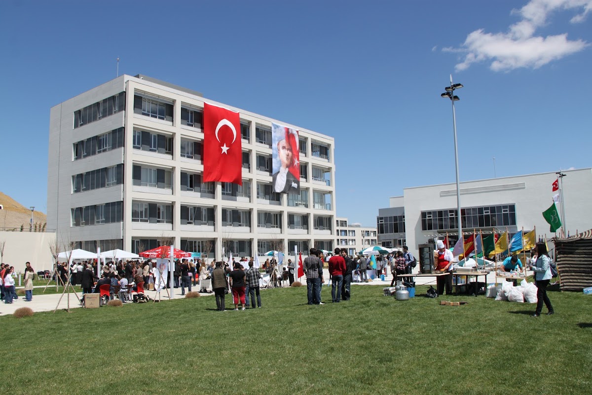Çankaya University photo 3