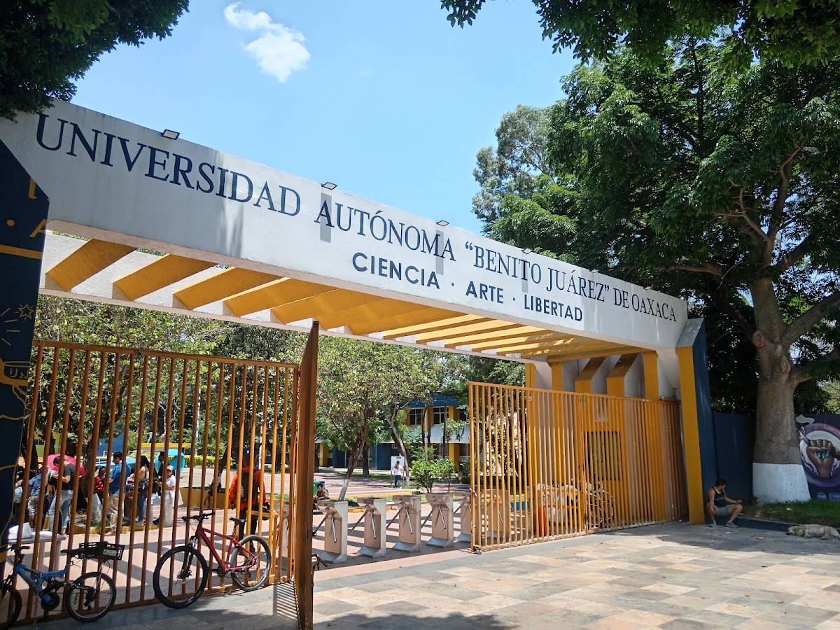Autonomous University of Oaxaca photo 1