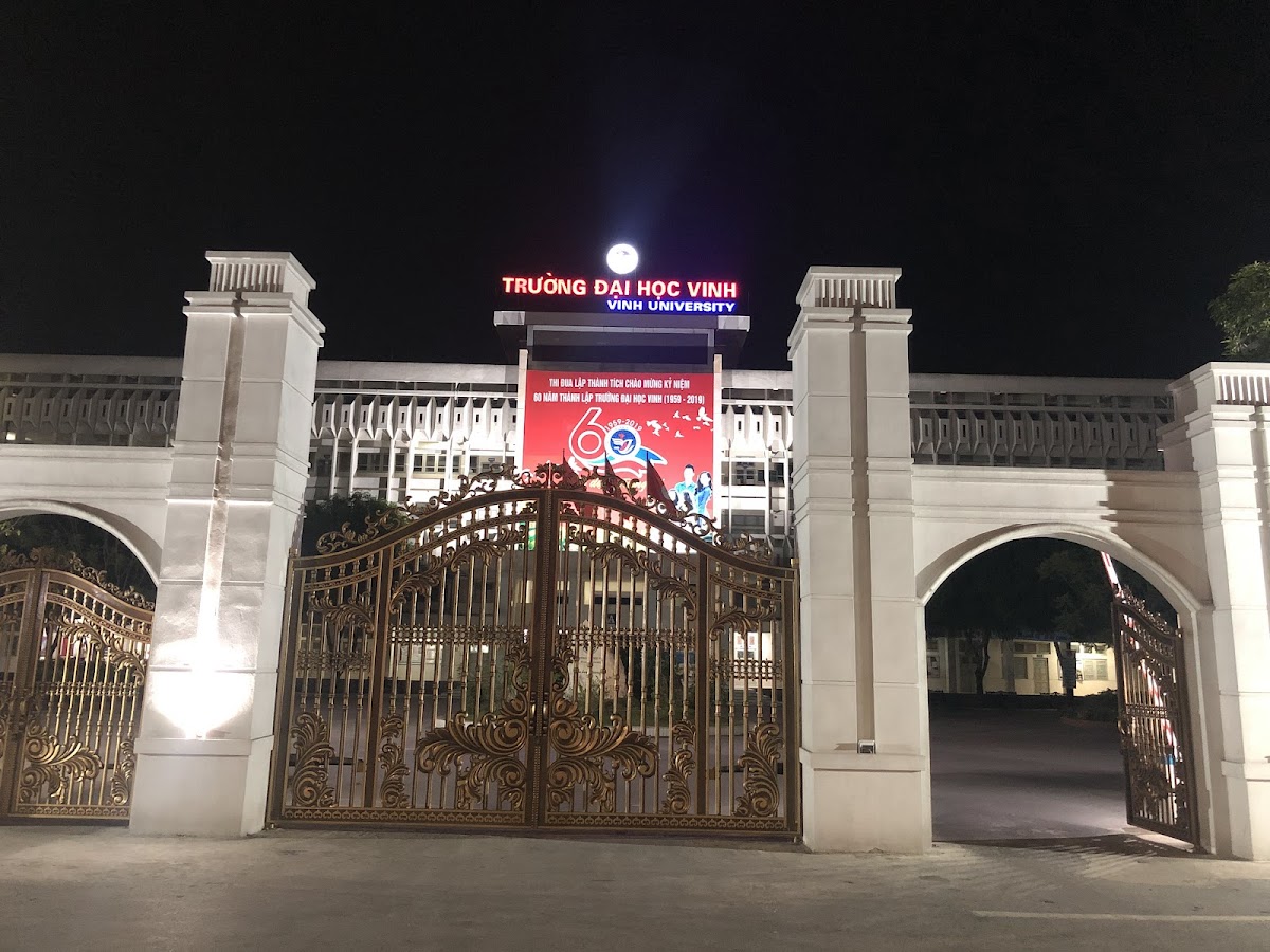 Vinh University photo 7