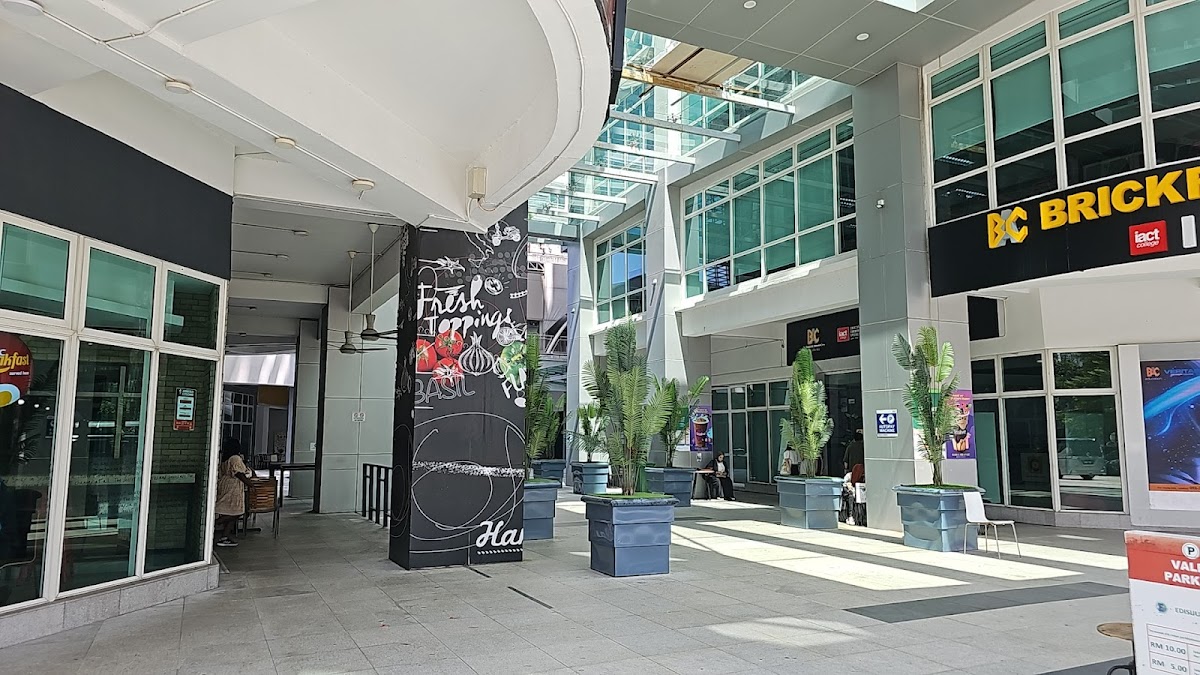 Brickfields Asia College photo 1