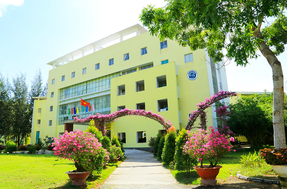 Tra Vinh University photo 4