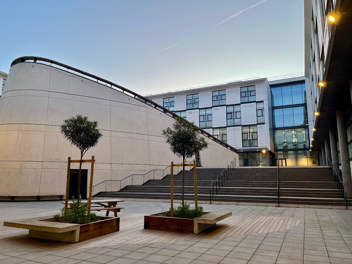 University of Évry Val d'Essonne photo 8